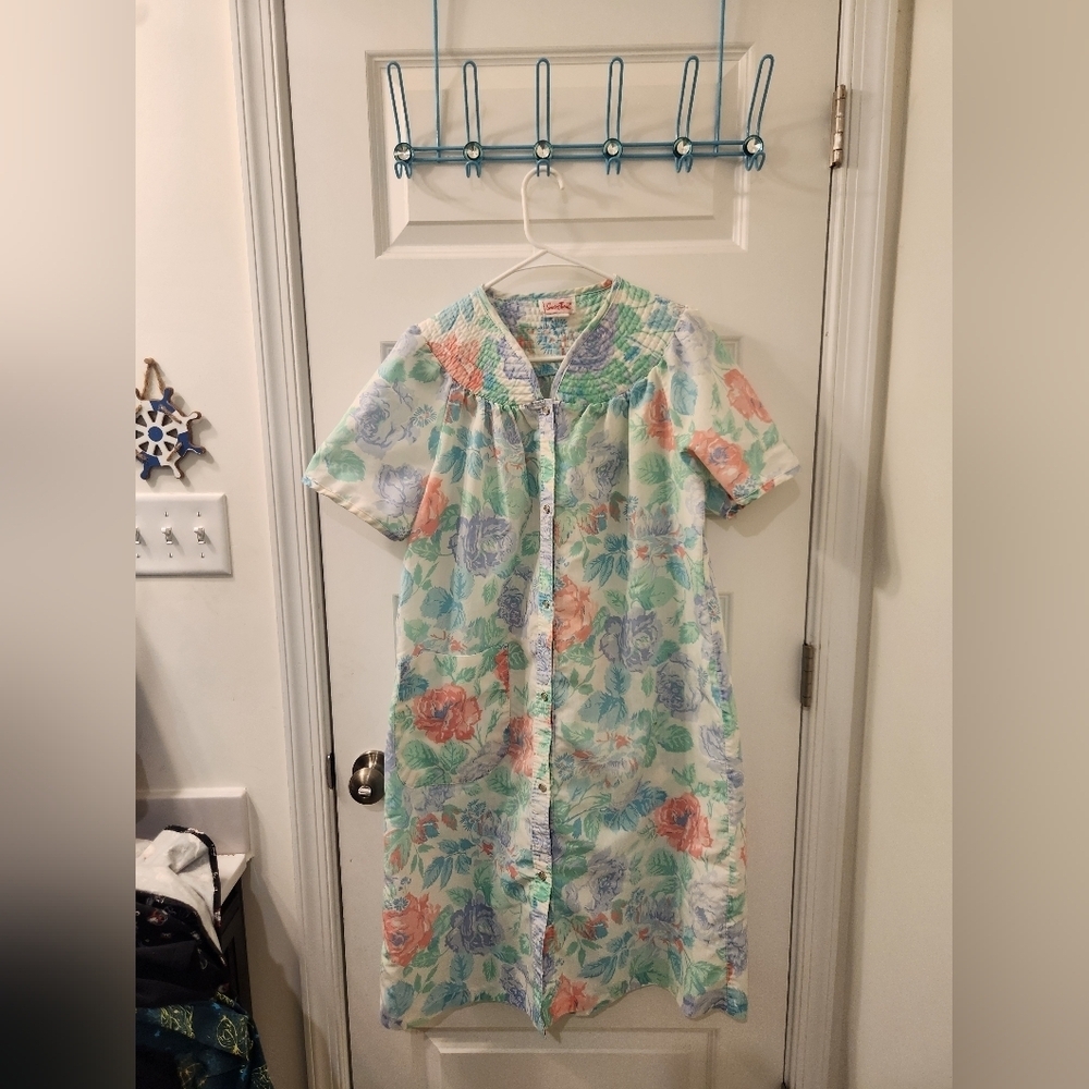Smart Time Vtg Floral Snap Size S Short Sleeve Pajamas Nightgown #Q332